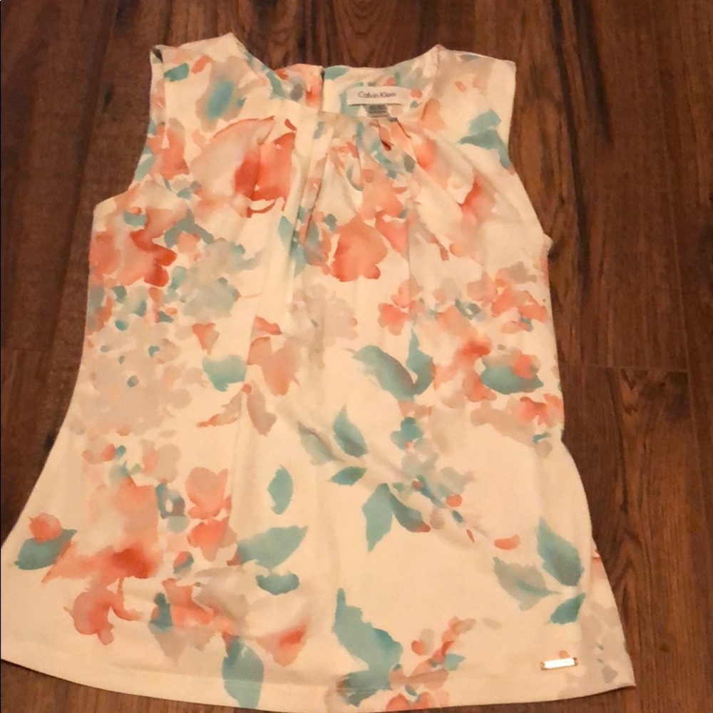 Flowered tank top